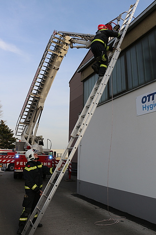 Bild 004 zum Bericht 1057