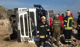 Vorschaubild: Lkw-Unfall in Steinbruch Perchtoldsdorf