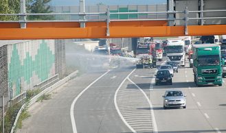 Vorschaubild: Fahrzeugbrand am Pannenstreifen