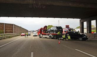 Vorschaubild: Verkehrsunfall mit mehreren Fahrzeugen auf der A2