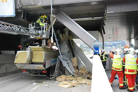 Bild 003 zum Bericht 1202