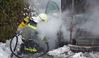 Vorschaubild: Fahrzeugbrand in Gießhübl