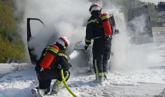 Vorschaubild: Kleintransporter im Vollbrand