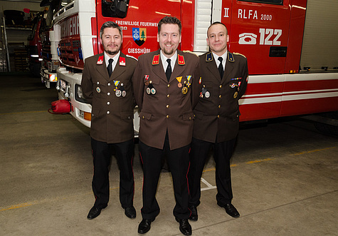 v.l.n.r.: BI Florian Prochaska, OBI Christian Mayerhofer und V Joachim Weber