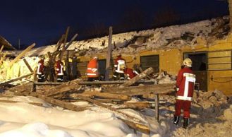 Vorschaubild: Dach von Pferdestall eingestürzt