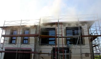 Vorschaubild: Schwelbrand im Dachstuhlbereich