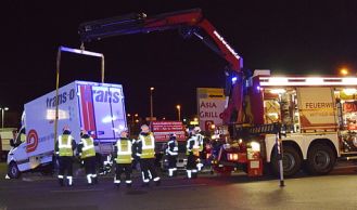 Vorschaubild: LKW-Bergung für die FF Wr. Neudorf