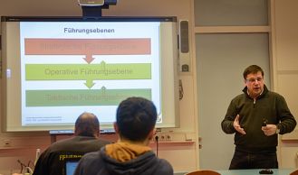 Vorschaubild: Bezirksführungsstab übt für den Ernstfall
