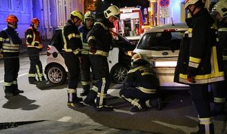 Vorschaubild: Fahrzeugbergung nach Verkehrsunfall 