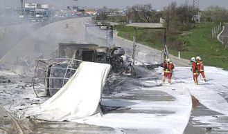 Vorschaubild: Feuerinferno auf der A2 