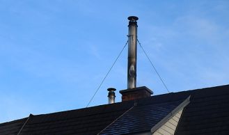Vorschaubild: Brand und Verkehrsunfall in Guntramsdorf