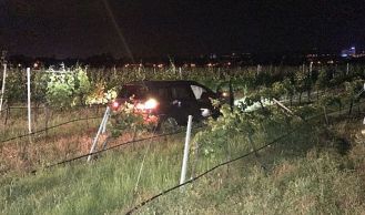 Vorschaubild: Pkw landete nach Unfall in Weingarten 