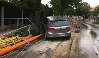 Vorschaubild: Zwei Verkehrsunfälle hintereinander