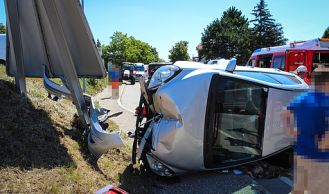 Vorschaubild: Schwerer Verkehrsunfall auf der Hauptstraße