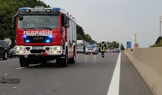 Vorschaubild: Verkehrsunfall mit mehreren Verletzten auf der A21 