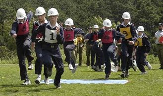 Vorschaubild: Bezirksfeuerwehr- leistungsbewerbe 2006