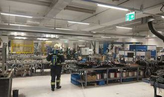 Vorschaubild: Brand in Mödlinger Gewerbebetrieb