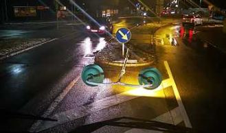 Vorschaubild: Fahrzeugbergung: Umgestürzter Traktor