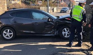 Vorschaubild: Verkehrsunfall mit zwei Fahrzeugen
