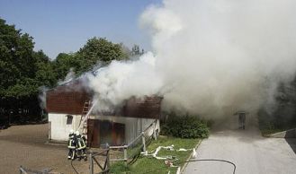 Vorschaubild: Reitstallbrand im Landesjugendheim Hinterbrühl