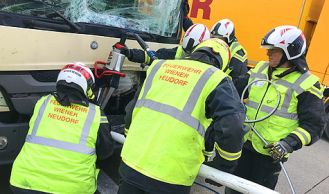 Vorschaubild: LKW-Bergung auf der A2 