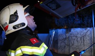 Vorschaubild: Autolenker verhindert größeren Brand 