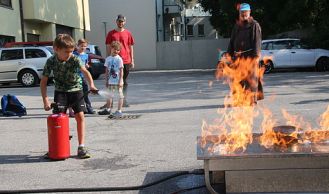 Vorschaubild: Kids besuchen die Feuerwehr 