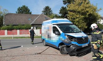 Vorschaubild: Spektakulärer Unfall im Ortsgebiet
