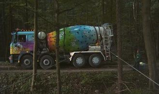 Vorschaubild: Betonmischer drohte unzustürzen