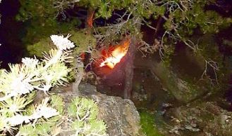 Vorschaubild: Waldbrand in unzugänglichem Gelände