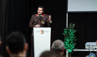 Vorschaubild: Kommandowahl in Laxenburg
