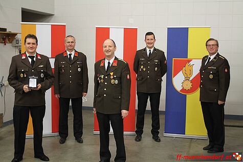 Bild 014 zum Bericht 2012