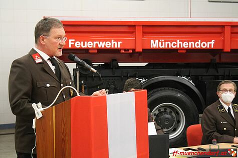 Bild 030 zum Bericht 2012
