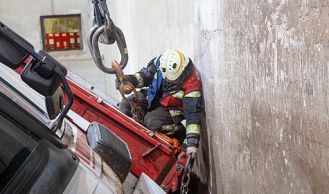 Vorschaubild: Aufwändiger Kraneinsatz in Tribuswinkel