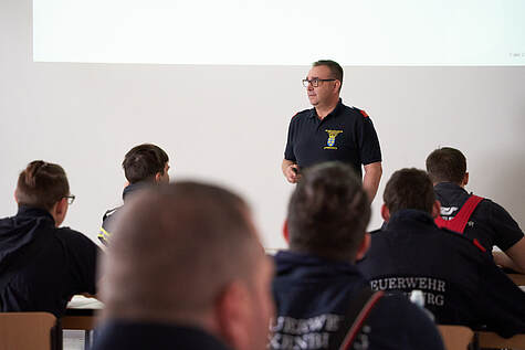 Bild 028 zum Bericht 2032