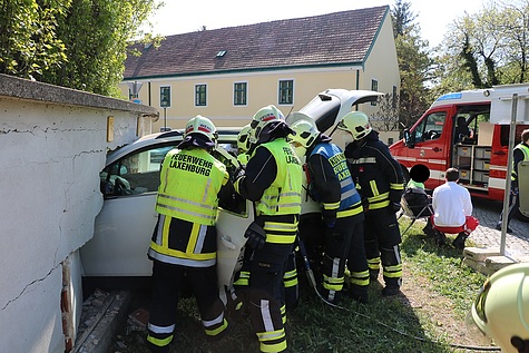 Bild 010 zum Bericht 2035