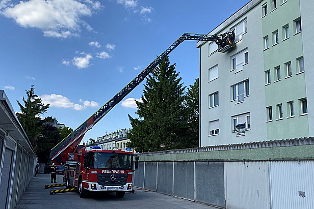 Bild 002 zum Bericht 2051