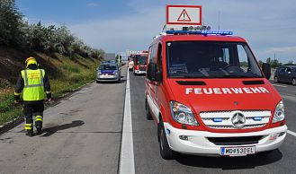 Vorschaubild: Unfall mit Rettungsfahrzeug 