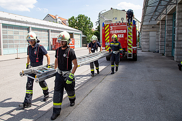Bild 005 zum Bericht 2072