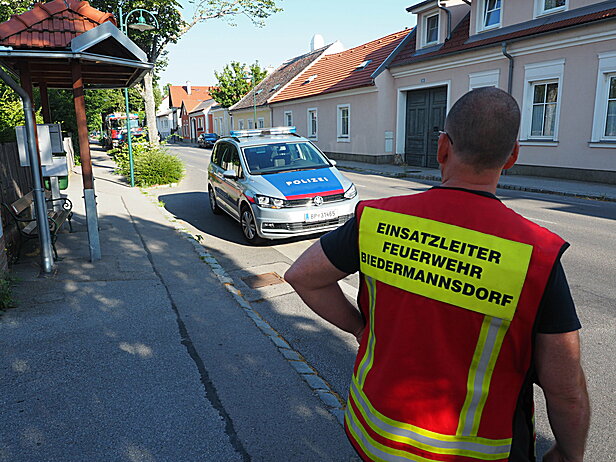 Bild 004 zum Bericht 2083