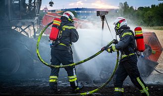 Vorschaubild: Mähdrescher löste Feldbrand aus