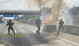Vorschaubild: PKW in Vollbrand 