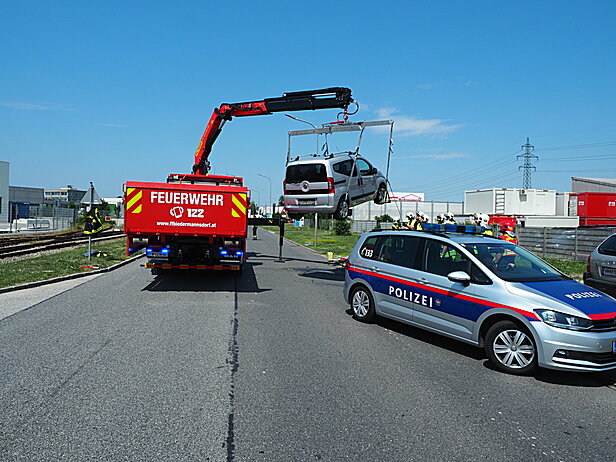 Bild 003 zum Bericht 2102