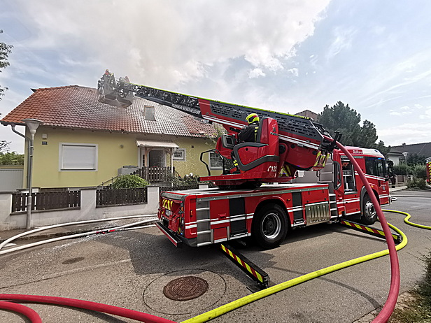 Bild 020 zum Bericht 2103
