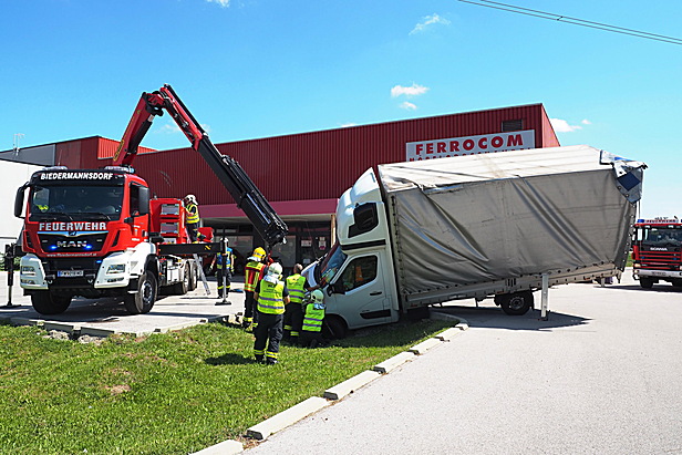 Bild 003 zum Bericht 2108