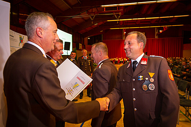 Bild 004 zum Bericht 2142