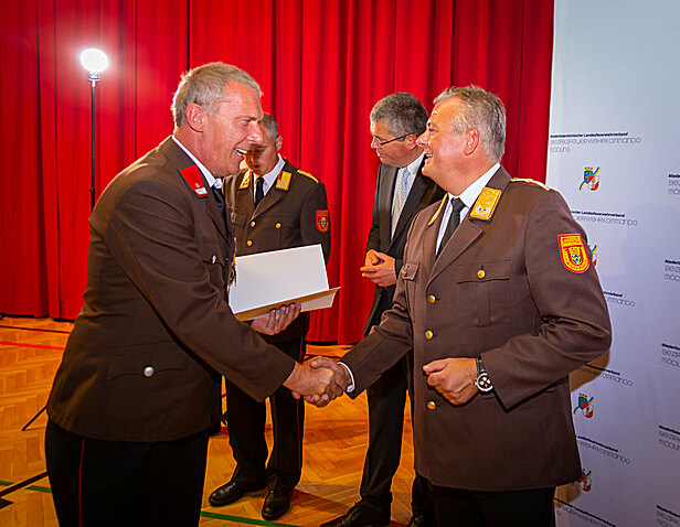 Bild 005 zum Bericht 2142