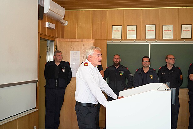 Bild 012 zum Bericht 2157