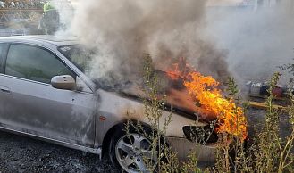 Vorschaubild: Motorraum ging in Flammen auf