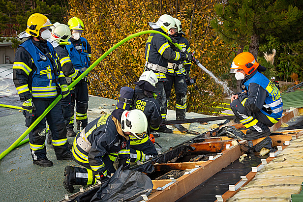 Bild 012 zum Bericht 2185